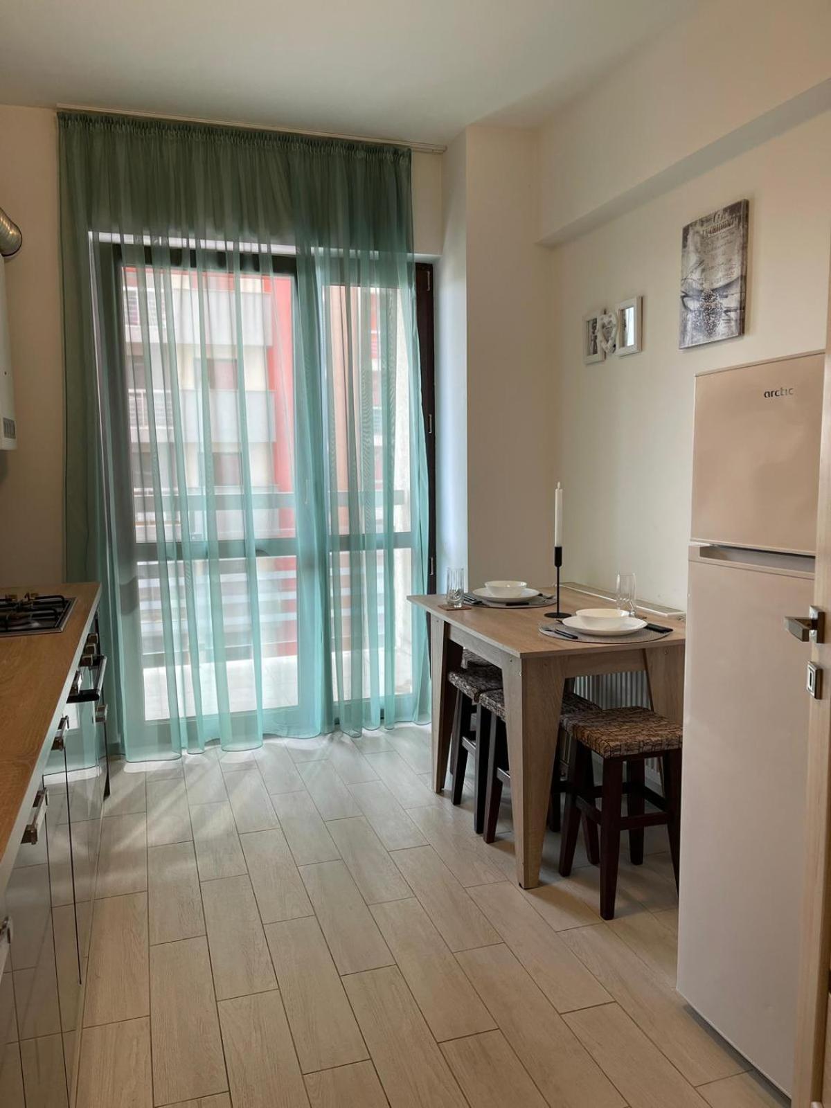 Urban Nest- Apartament Cu 2 Camere, Aproape De Iulius Mall Iasi Buitenkant foto